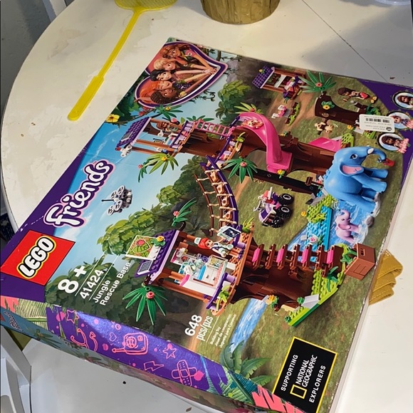 LEGO Friends Jungle Rescue Base 41424 (648 pieces)